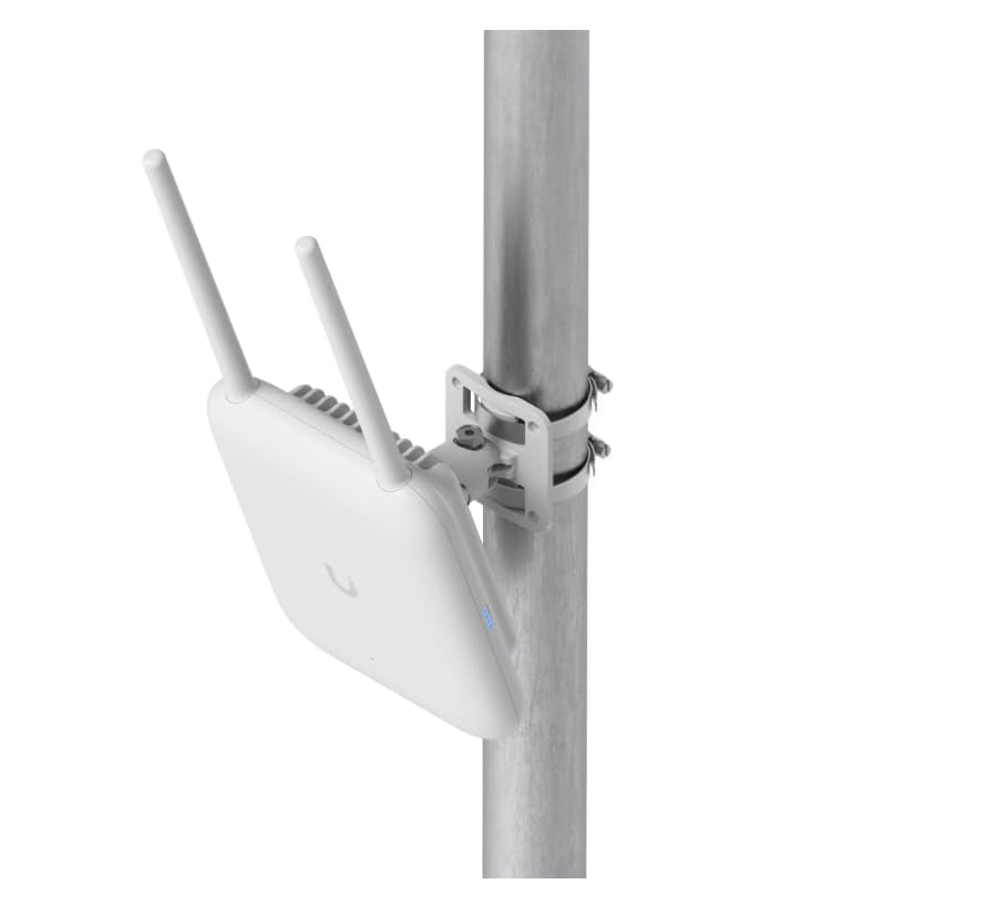 موسع نطاق لاسلكي U7 برو ثلاثي النطاق IEEE 802.11n/ac/ax/be/v/r/k 8.60 جيجابت/ثانية من يوبيكويتي - للاستخدام الخارجي