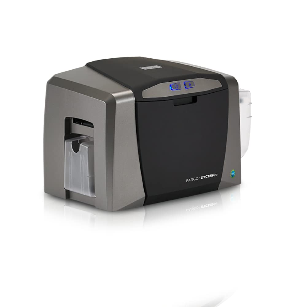 طابعة شارات احادية الجانب DTC1250e من تو اي دي فارجو | ماكينة بطاقات الهوية الاحترافية لبطاقات الهوية المدرسية وبطاقات دخول الشركات وشارات العمل | SKU: 050000 | الطابعة فقط
