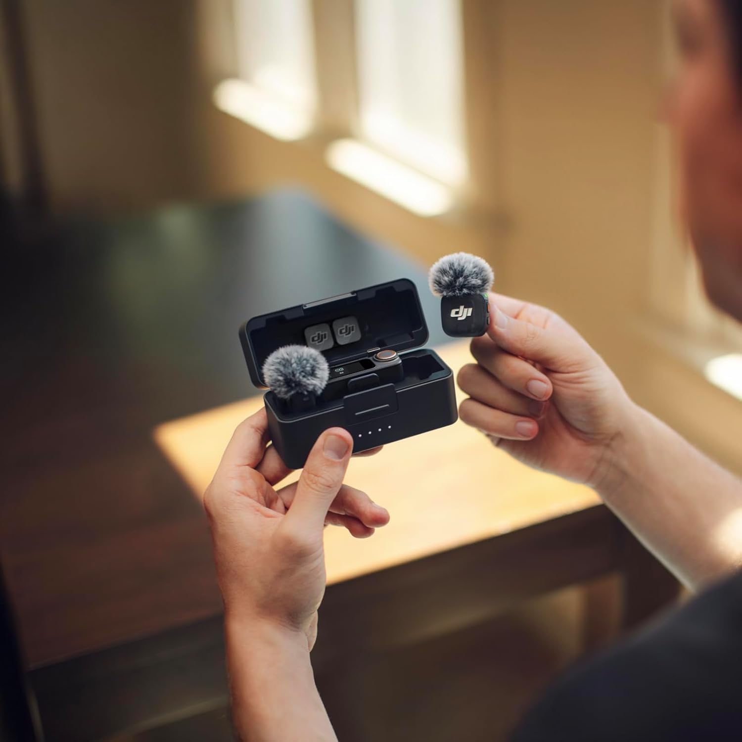 DJI Mic 3 (2 TX + 1 RX + Charging Case), Wireless Microphone for iPhone/Camera/Android, Adaptive Gain Control Balanced Volume, Dual Band Anti-Interference, 28h Use, UAE Version