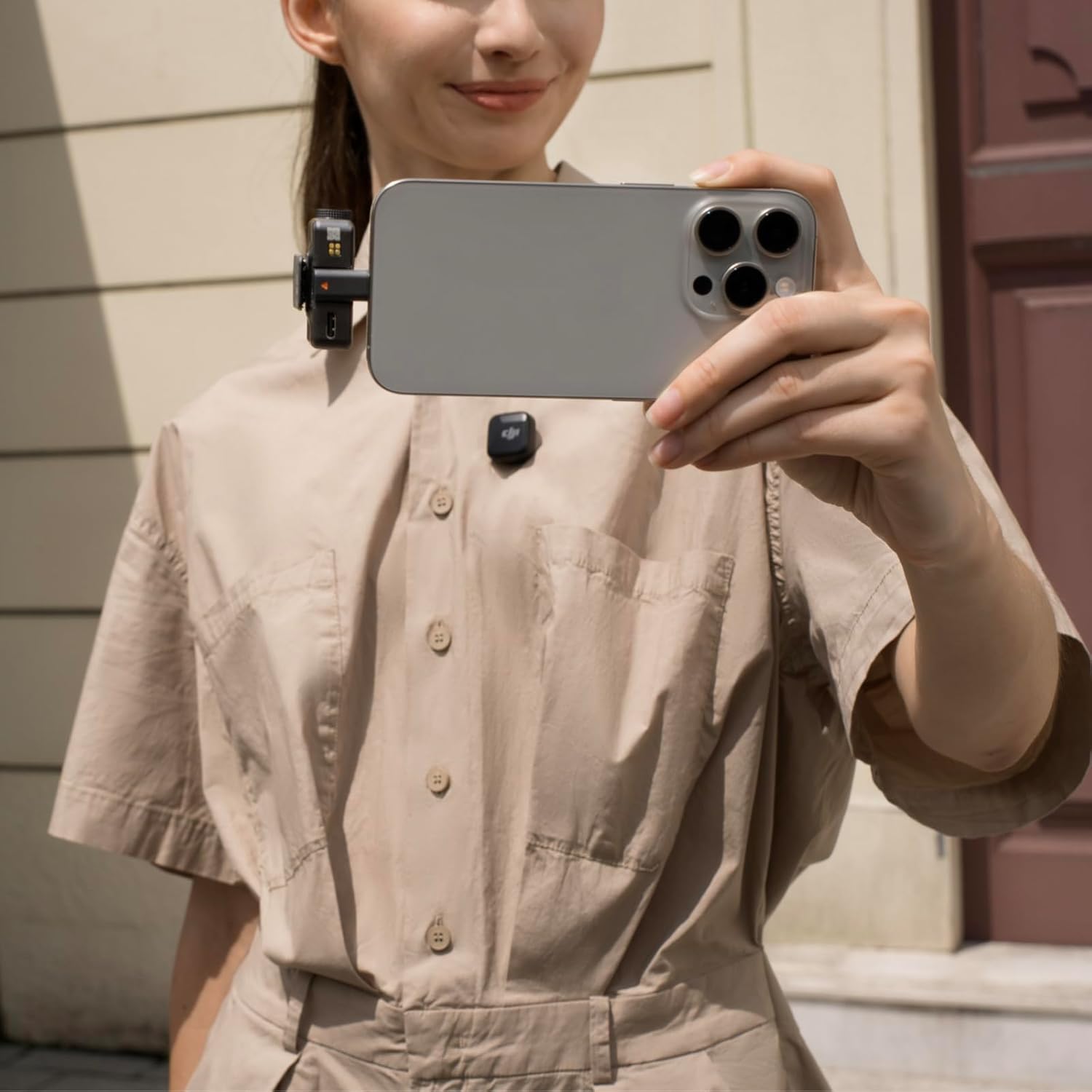 DJI ميكروفون صغير (1 TX + 1 RX)، ميكروفون لافالير، خفيف للغاية، صوت، الغاء الضوضاء، ضبط تلقائي، ميكروفون لاسلكي للكاميرات/ايفون/اندرويد، مدونة الفيديو