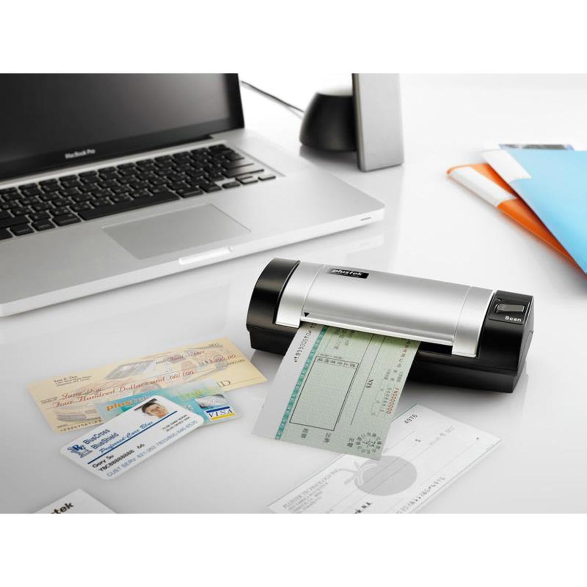 بلاصتيك ماسح ضوئي D620 للبطاقات والهويات بمنفذ USB