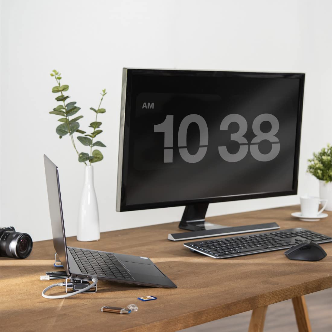 Hama 200103 9-in-1 USB-C Docking Station for 4x USB-A, USB-C, HDMI, LAN, SD and MicroSD